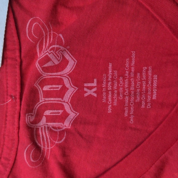 FREE WITH PURCHASE Y2K Delia's Doe BNWT Our Voice Is The Difference Shirt - Picture 4 of 11